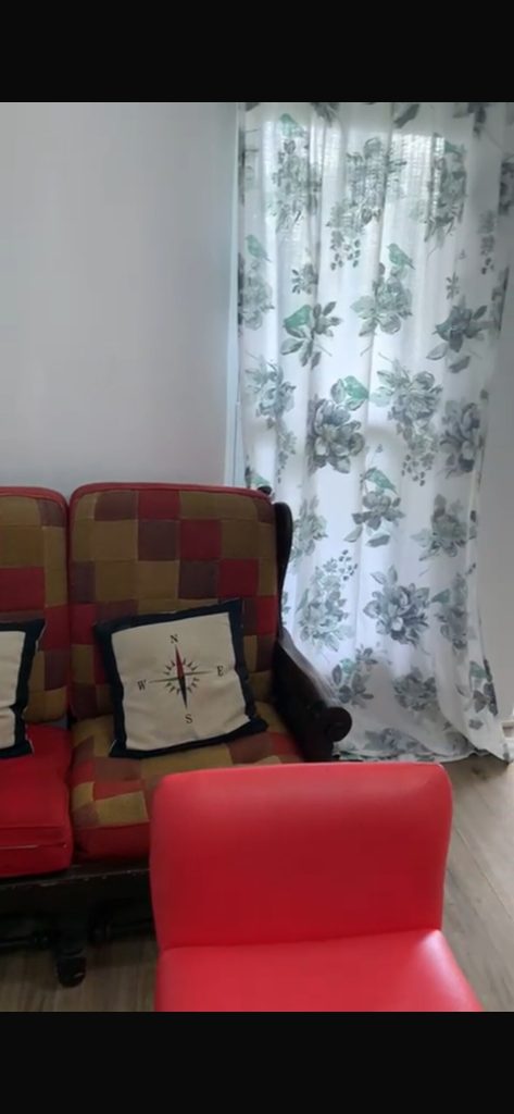 Cedars Apartment: Sitting area